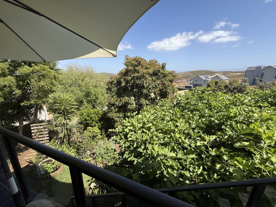 4 Bedroom Property for Sale in Monte Christo Western Cape